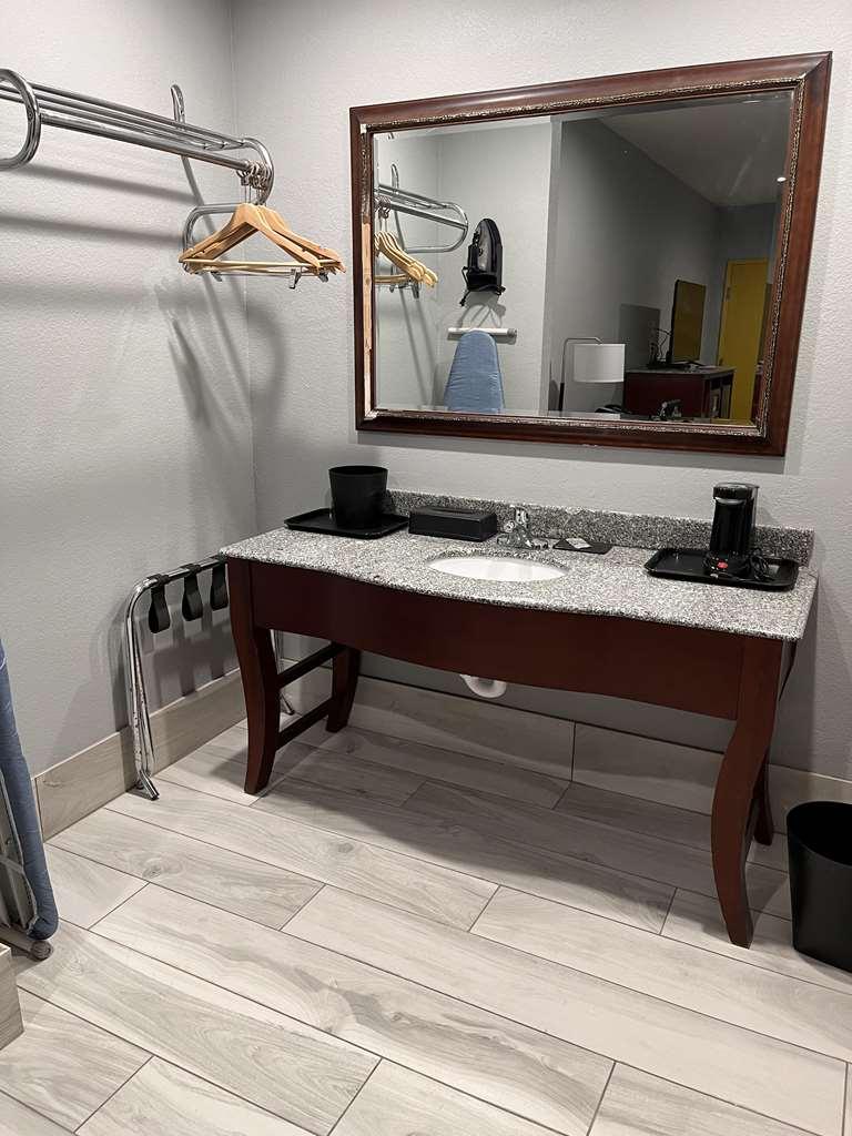 Surestay By Best Western Mcalester (Adults Only) Exteriör bild